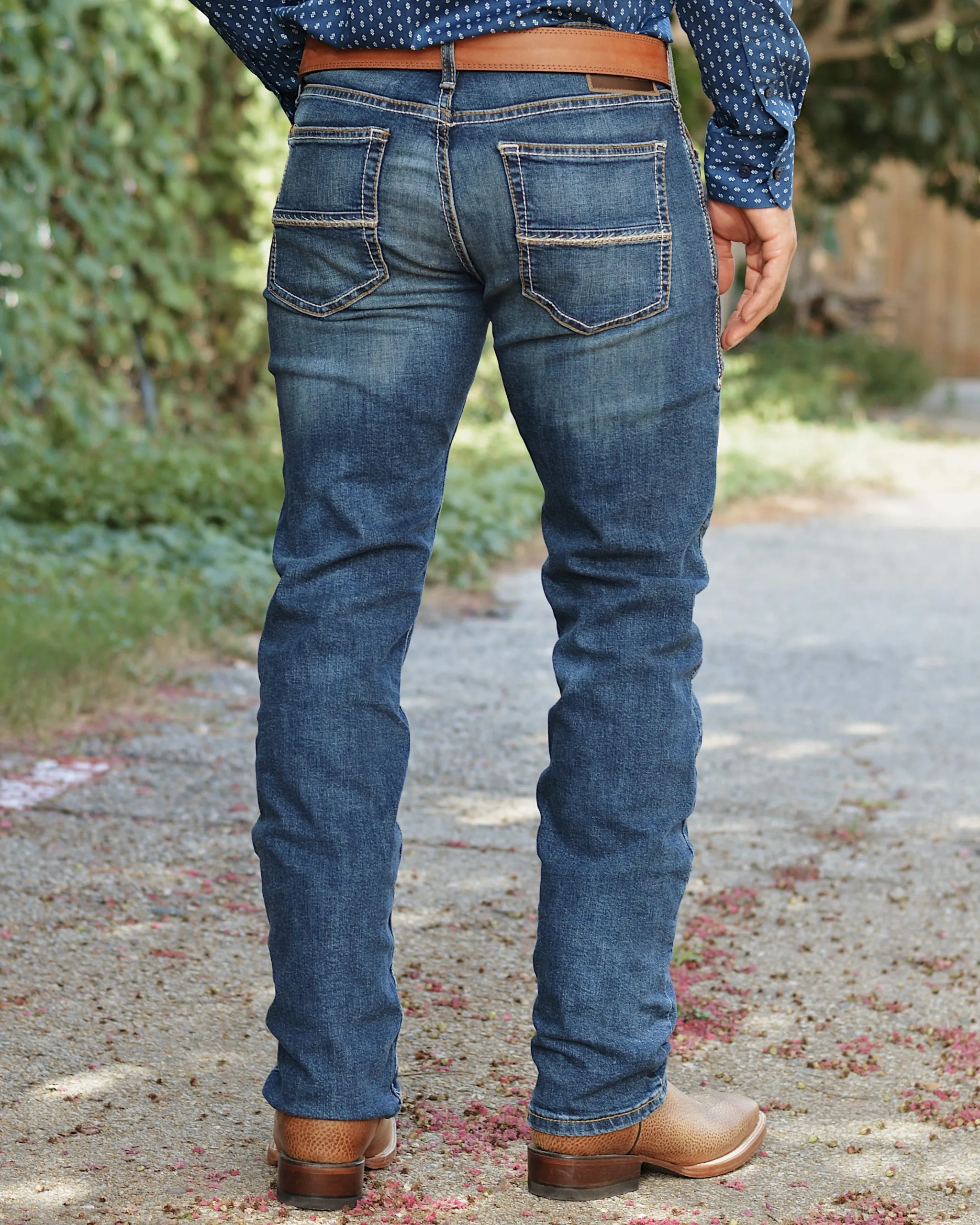 Ariat:M8 Grafton Modern TekStretch Sebastian Slim Leg Jean