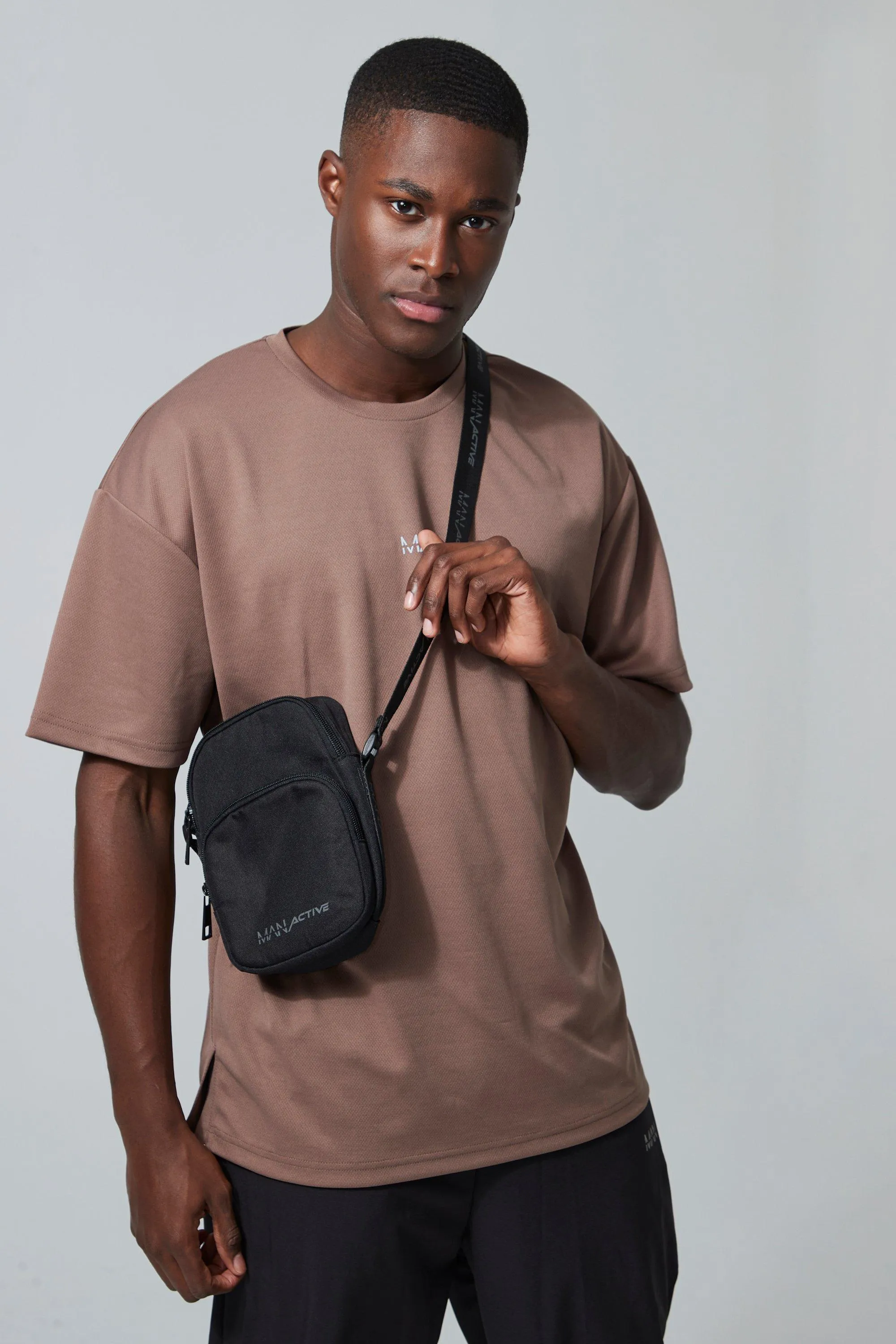 Man Active Messenger Bag