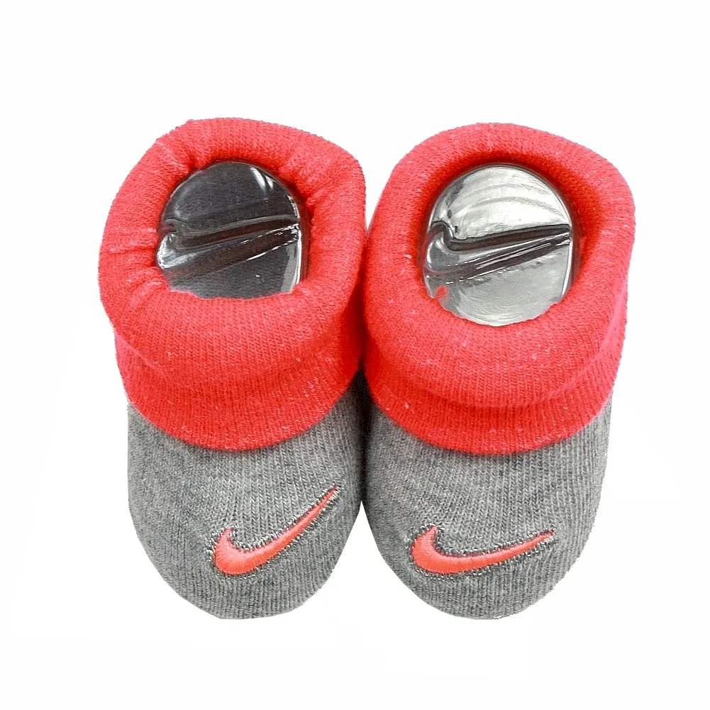 Nike Infant Boy's Born Legend 3-Piece Set (Hat, OneZ & Booties)