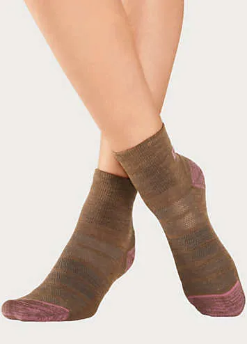 Pack of 2 Hiking Socks by Bench | Look Again