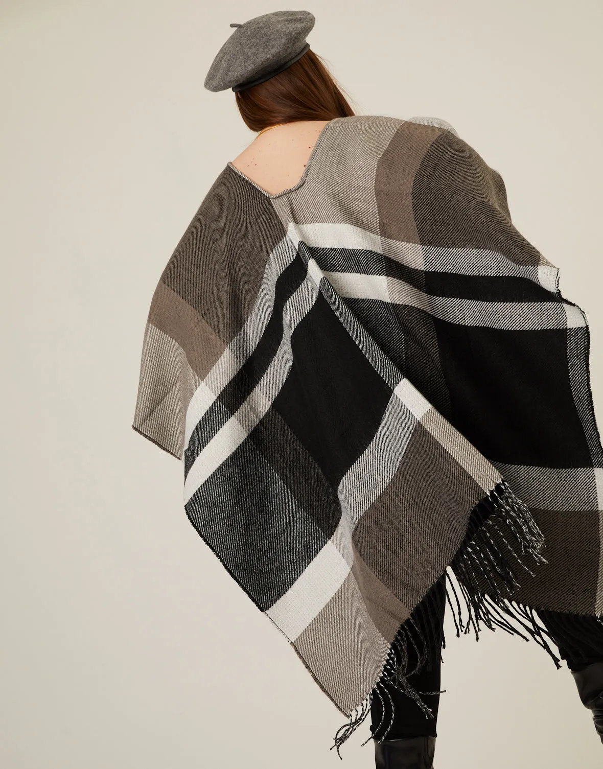 Plus Size Warm Plaid Poncho