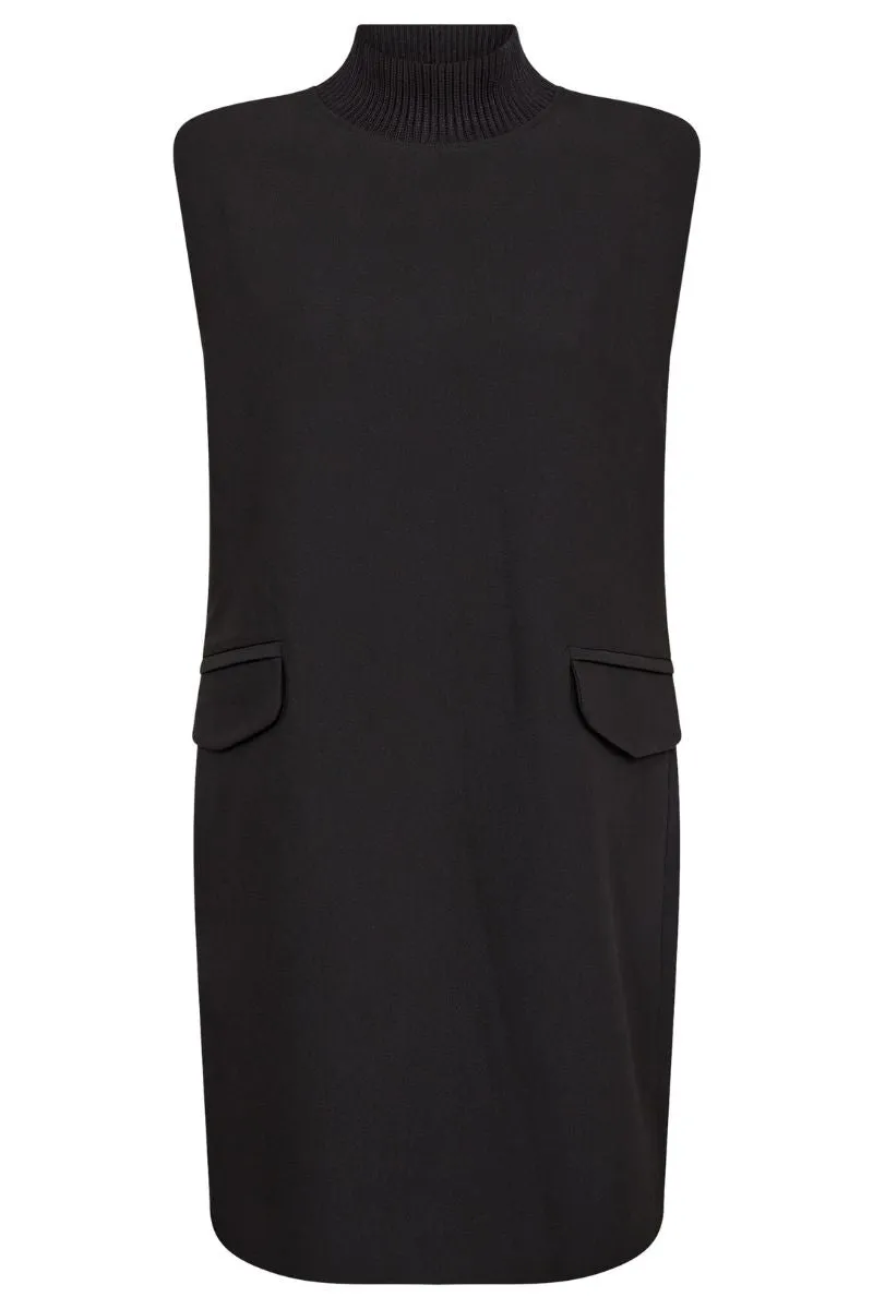 Vola Rib Turtleneck Dress | Black | Kjole fra Co'couture