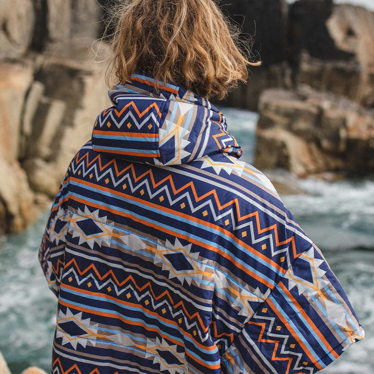 Wild Recycled Insulated Pullover Changing Robe - Stargazer Navy